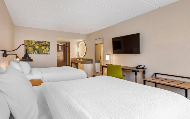 Fairfield by Marriott Inn & Suites Providence Airport Warwick