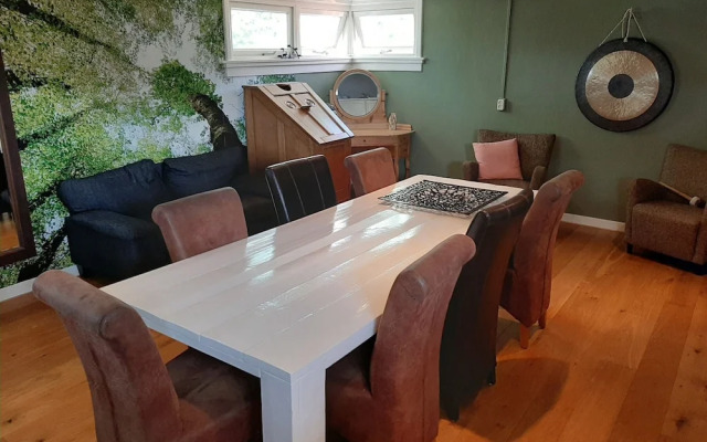 Simplictic Holiday Home in Emmen near Forest