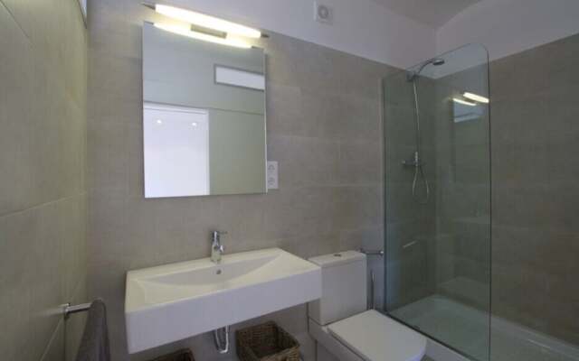 HOMEnFUN Attic Sants Train Station