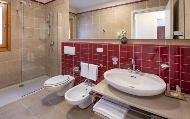 Ethra Reserve - Valentino 4*