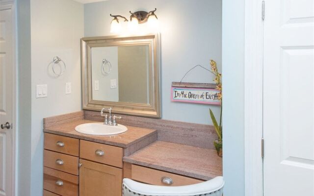 Broadmoor 402 by RedAwning