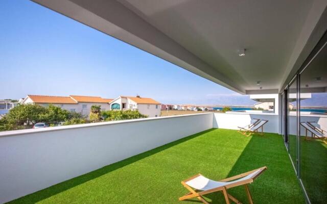 Villa Aurus - Luxury 5 bedroom