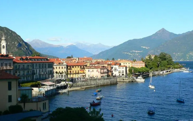 Residenza Menaggio Alba