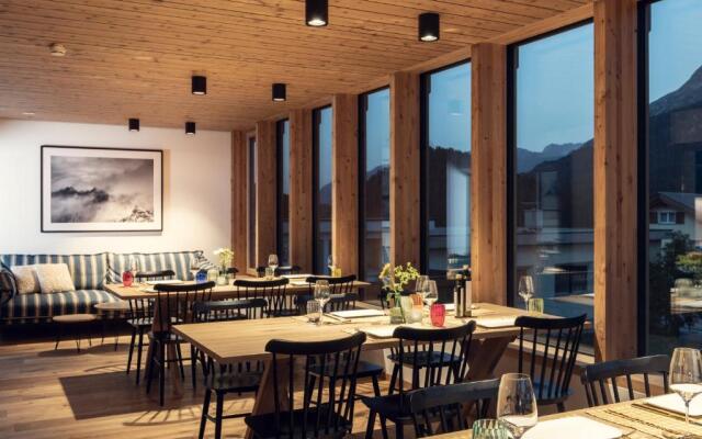 Conrad's Mountain Lodge