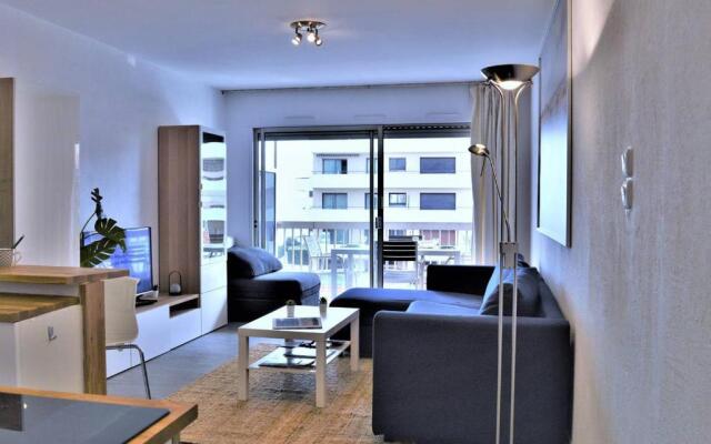 Appartement Le Lavandou, 1 pièce, 3 personnes - FR-1-251-303