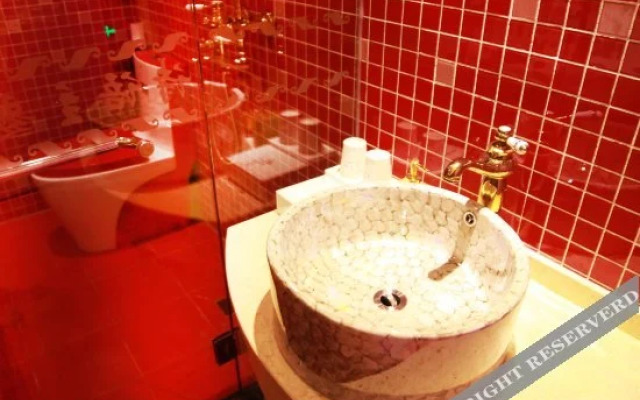 诗语酒店(武汉菱角湖万达店)