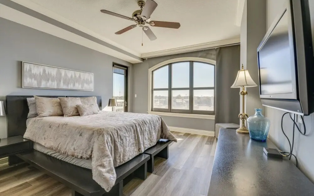 Emerald Grande Condo: Beach, Marina & Ocean View