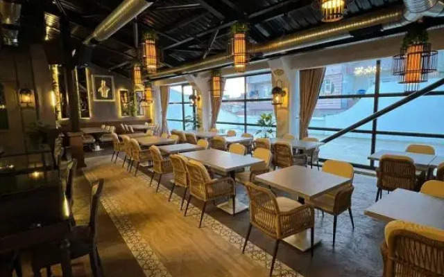 Roccia Downtown Otel