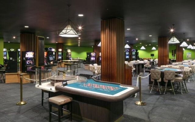 Coral Sea Resort & Casino