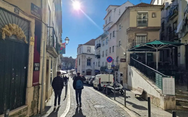 Alfama Typical Apartment Hotel