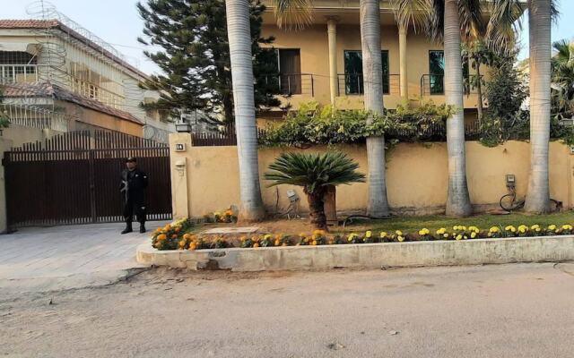 Cozy Cottage Islamabad