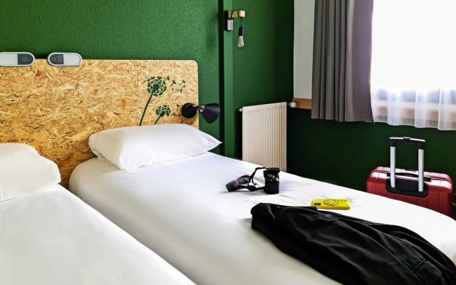 Greet Hotel Evreux Centre - Route de Normandie by Accor