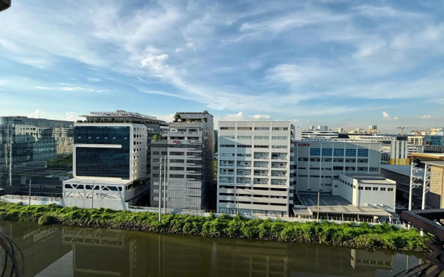 Extremeli Suites Manila powered by Cocotel