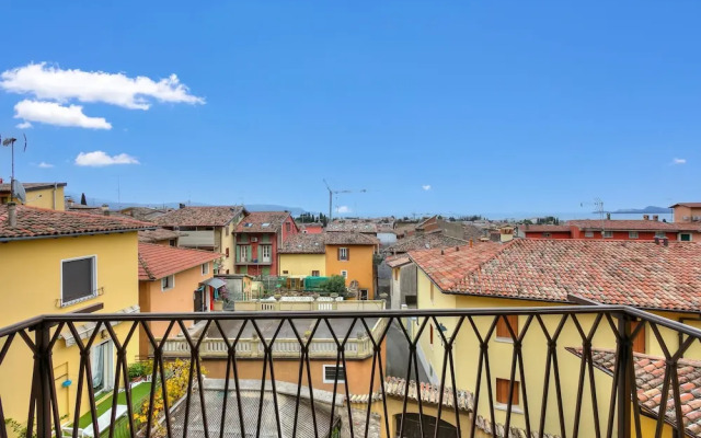 Agata Maison-historical Center and Lake