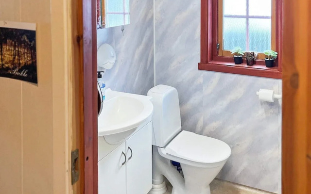 4 Person Holiday Home in Skulestadmo