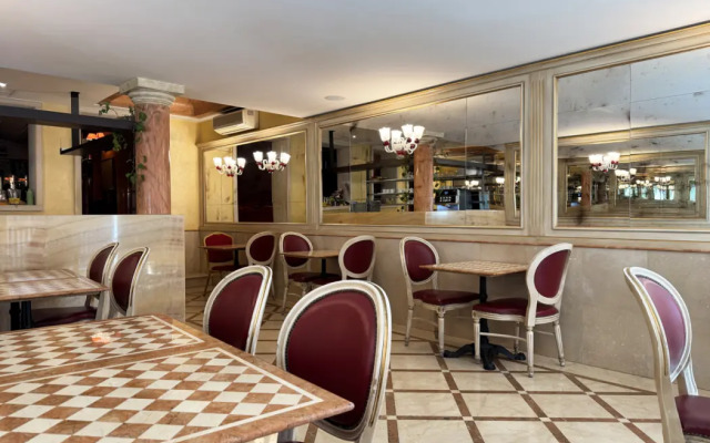 Hotel Alcyone