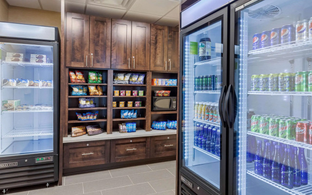 Comfort Inn & Suites Schenectady - Scotia