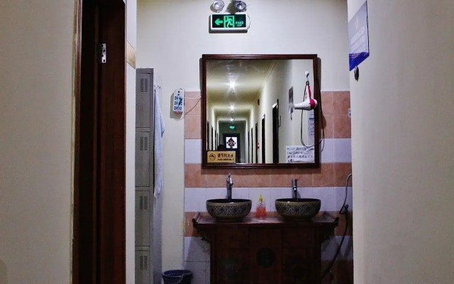 Sunrise Hostel
