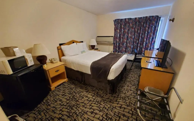 Groton Inn & Suites