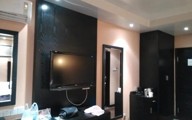 Wudangshan Dayue Hotel