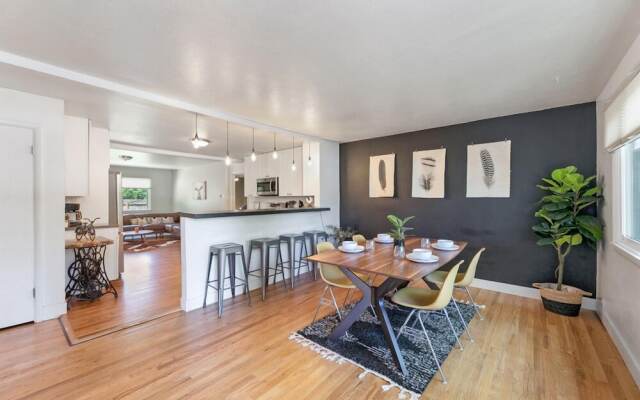 Fun, Family-friendly Old Town Home W/ Hot Tub!