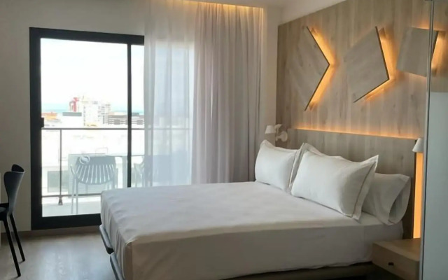 Senator Gandia Hotel