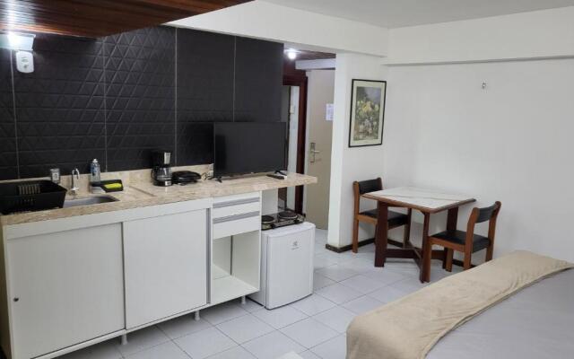 Ameris Manos Royal Hotel