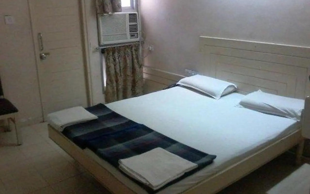 OYO Rooms BBC Tower Sayajigunj