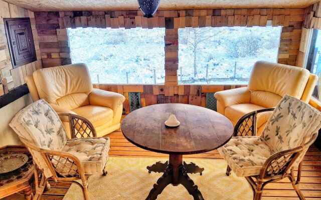 Les gîtes insolites de l'etang d'Anty