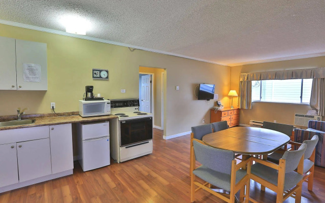 Diplomat Motel