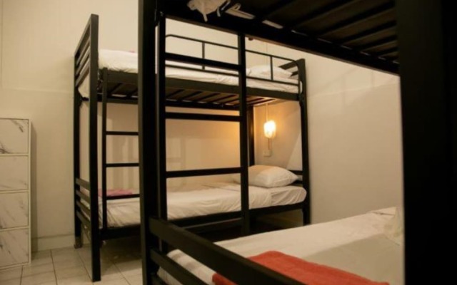 3 Plus 1 Hostel