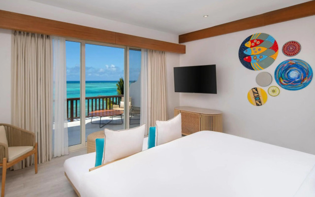 Le Mersenne Zanzibar, Autograph Collection