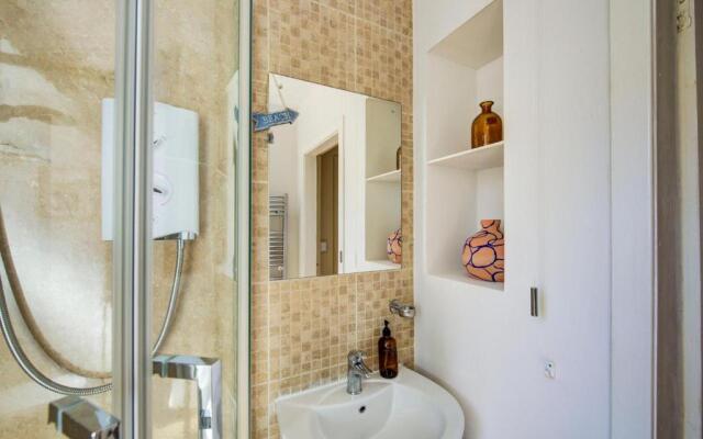 Stylish 1BD Seaside Flat North Berwick