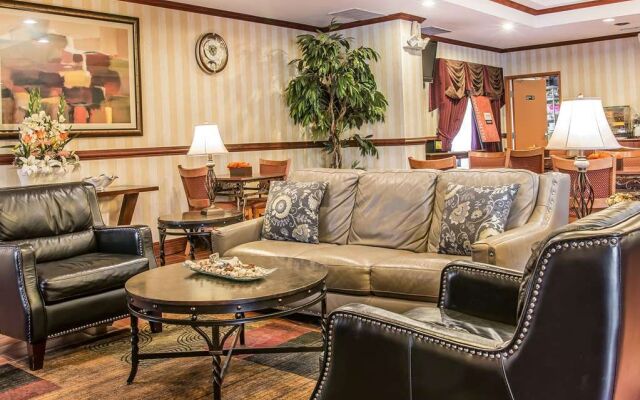 Comfort Inn & Suites Ann Arbor