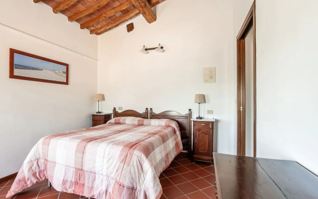 Typical Tuscan farmhouse with swimming pool and A/C