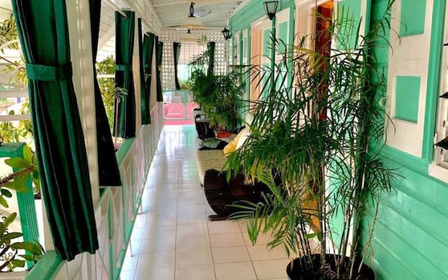 Seaview Inn