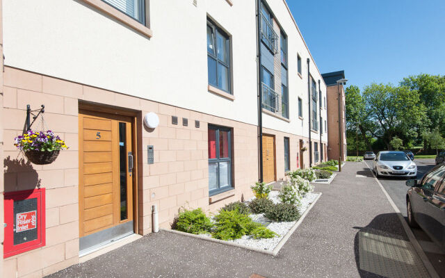 Edinburgh Reserve Apartments Murrayfield