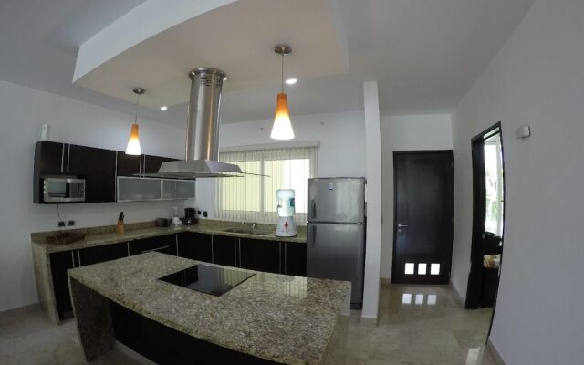 Mamitas Village 202-A by Playa Silvestre - Adults Only