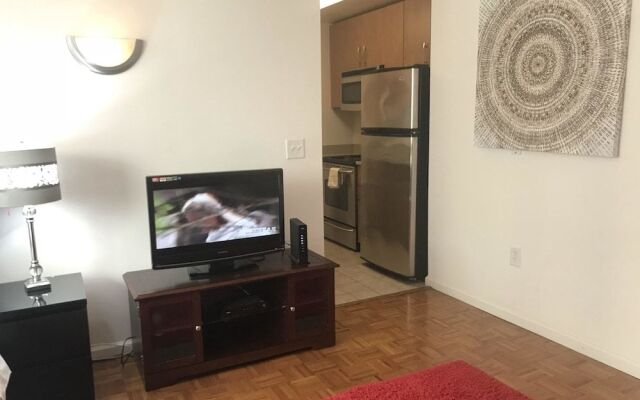 Downtown Luxury Suites