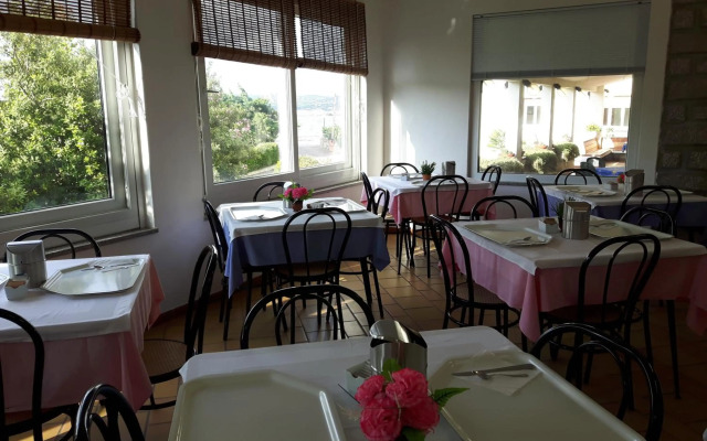 Hotel Nido D'Aquila