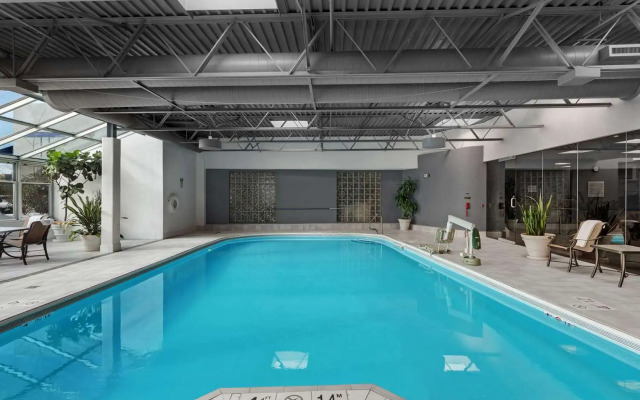 Hilton Chicago/Oak Lawn