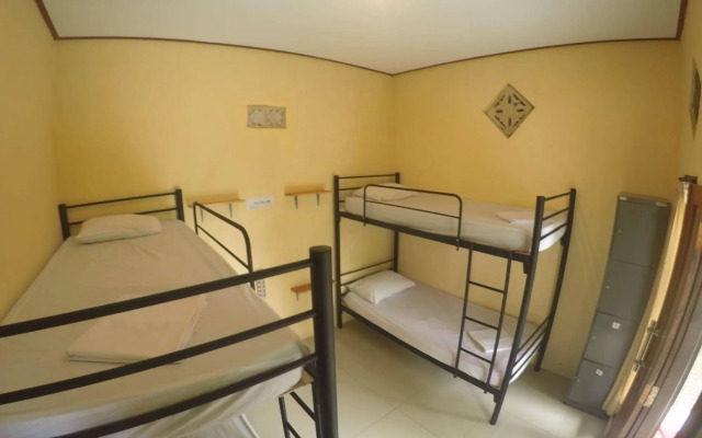 Bali Fab Dive Center - Hostel