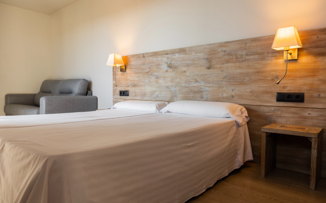 Aparthotel Arrels d'Empordà