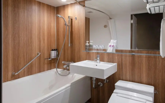 Keihan Tenmabashi Ekimae Hotel