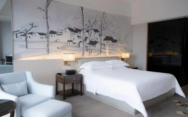 Shenzhen Huaqiang Plaza Hotel