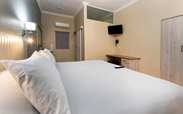 Queen’s Hotel by BON Hotels