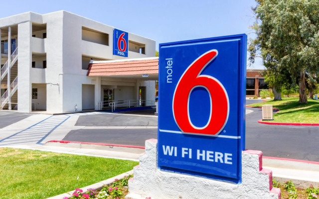 Motel 6 Tempe, AZ – Phoenix Airport – Priest Dr