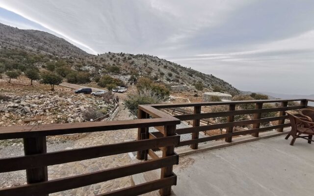 Psiloritis Retreat Hotel