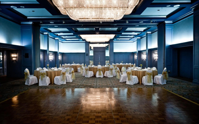 Menger Hotel