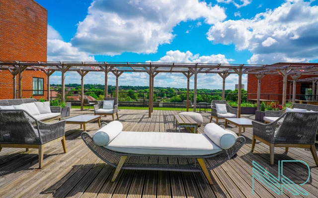 Luxury Stevenage Town Centre Apartment